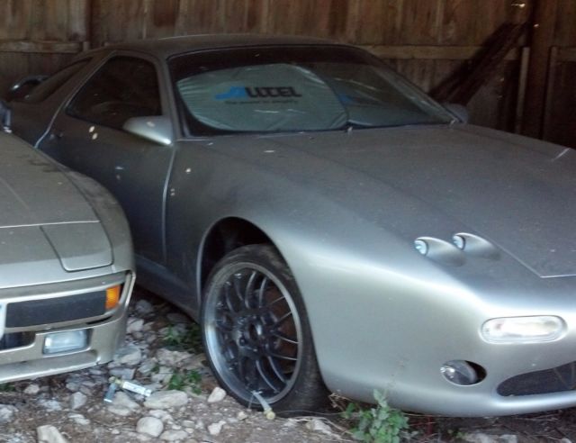 1985 Silver Porsche 928