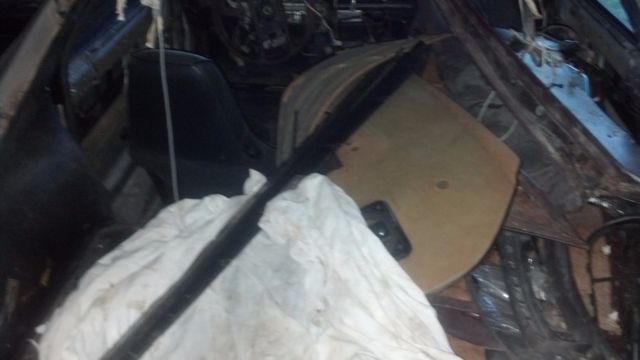 1985 Silver Porsche 928