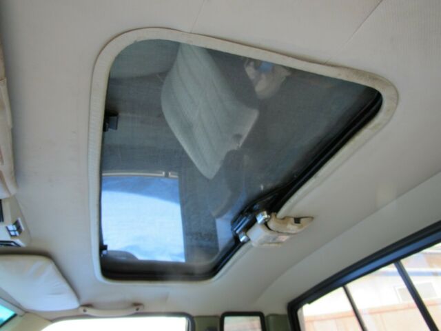 1985 Blue Toyota 4X4 HILUX PICKUP TRUCK STRAIGHT AXLE Extended Cab Pickup