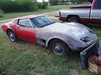 1972 Red Chevrolet Corvette