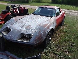 1972 Red Chevrolet Corvette