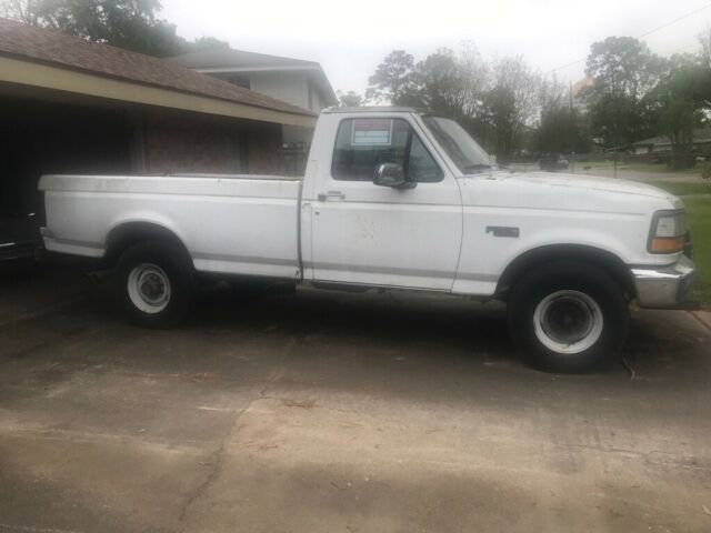 1993 White Ford F-250 Standard Cab Pickup