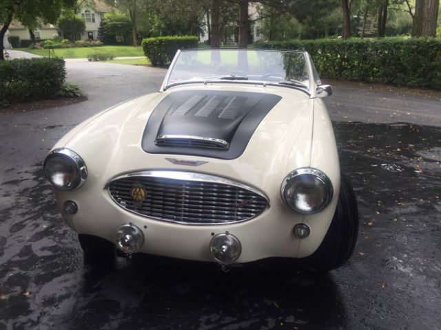 1959 White/black Austin Healey 100-6 Convertible