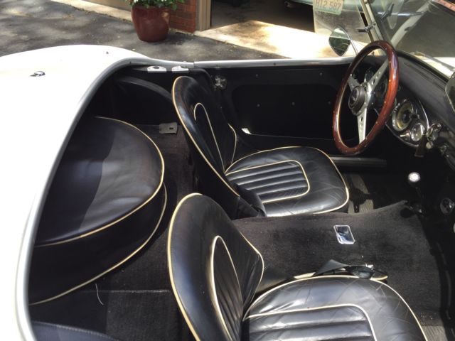 1959 White/black Austin Healey 100-6 Convertible