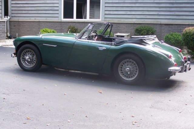 1967 Green Austin Healey 3000 Convertible