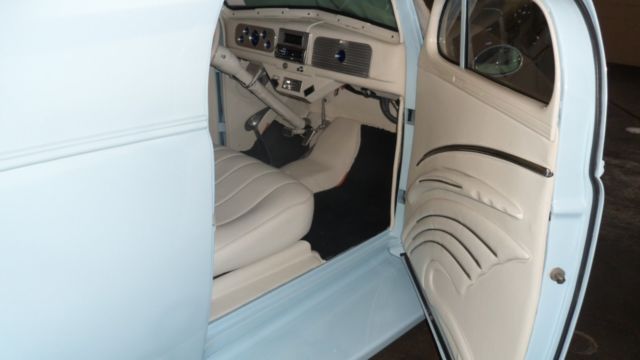 1991 White BMW 8-Series Coupe