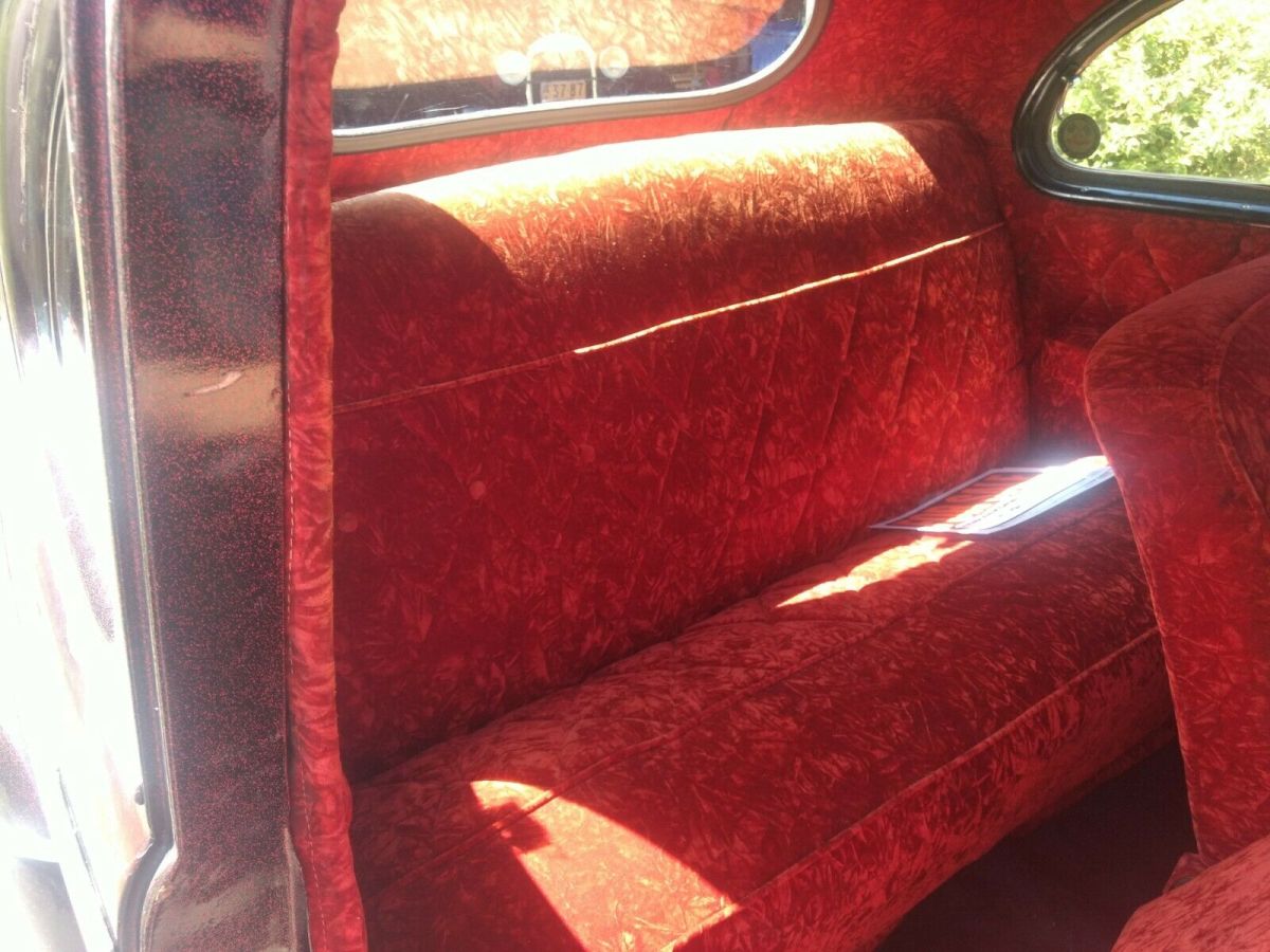 1946 Ford Delux coupe 2Dr