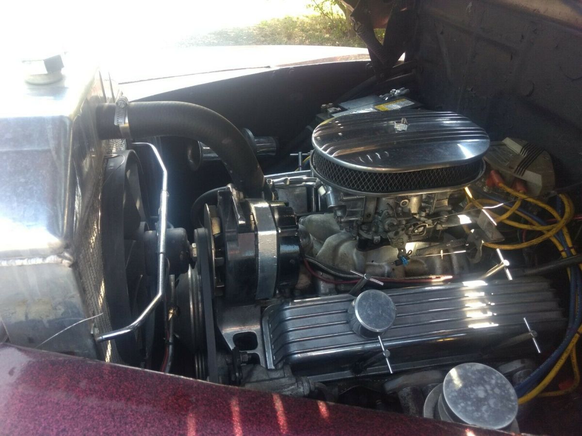 1946 Ford Delux coupe 2Dr