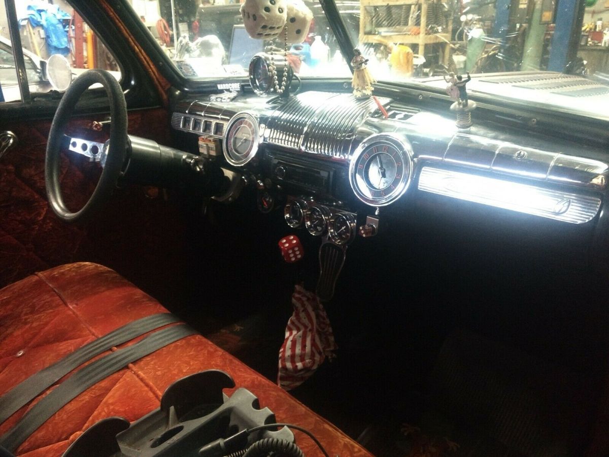 1946 Ford Delux coupe 2Dr