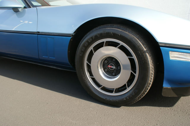 1985 Blue Chevrolet Corvette Coupe