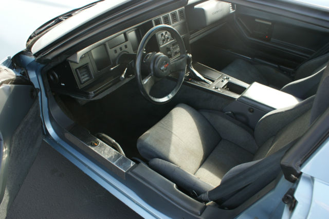 1985 Blue Chevrolet Corvette Coupe