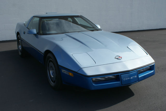 1985 Blue Chevrolet Corvette Coupe