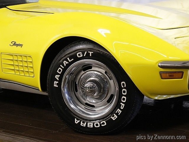 1971 Yellow Chevrolet Corvette Coupe