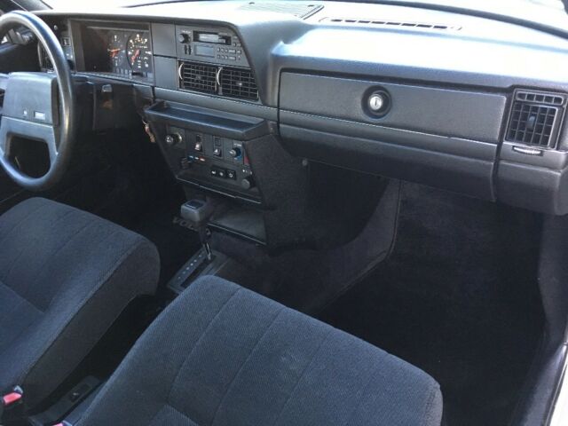 1989 Silver Volvo 240 Sedan