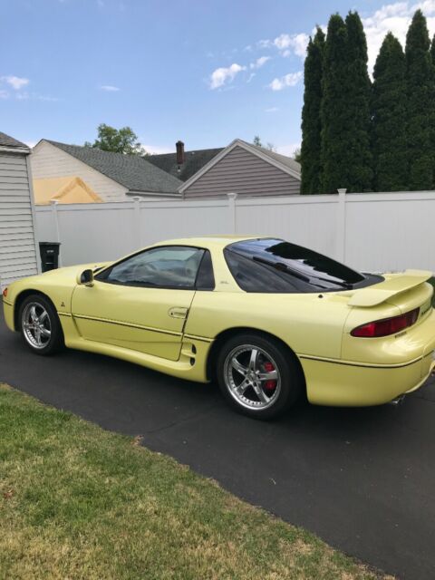 1994 Yellow Mitsubishi 3000GT Coupe