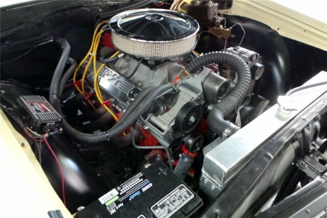 1965 Yellow Chevrolet Chevelle Station Wagon