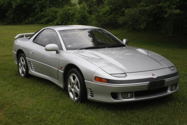 1992 Silver Mitsubishi 3000GT Hatchback