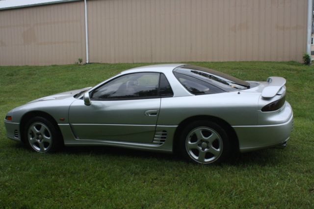 1992 Silver Mitsubishi 3000GT Hatchback