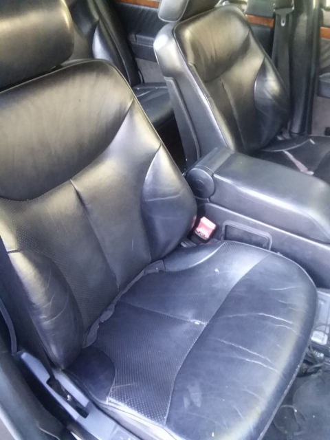 1992 Black Mercedes-Benz 500-Series Sedan