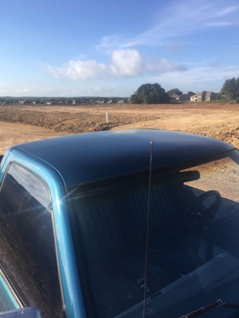 1990 Blue Chevrolet C/K Pickup 1500 Standard Cab Pickup