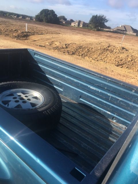 1990 Blue Chevrolet C/K Pickup 1500 Standard Cab Pickup