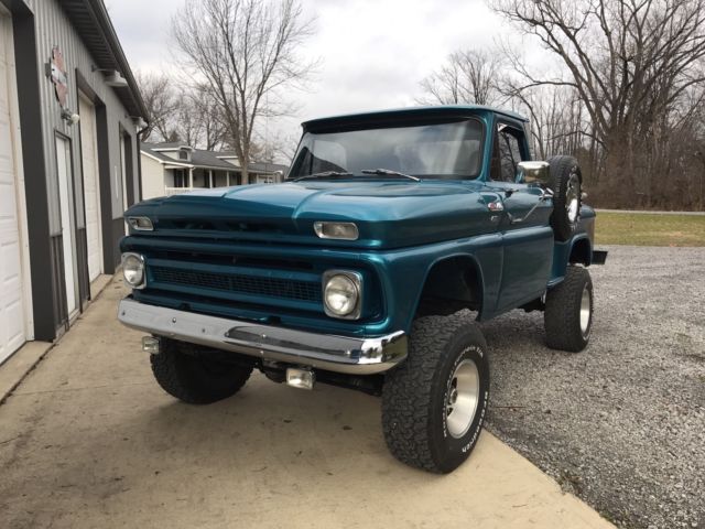1965 Green Chevrolet C-10 Standard Cab Pickup