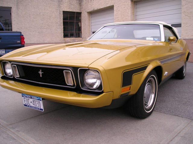 1973 Gold Ford Mustang Convertible