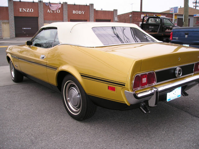 1973 Gold Ford Mustang Convertible