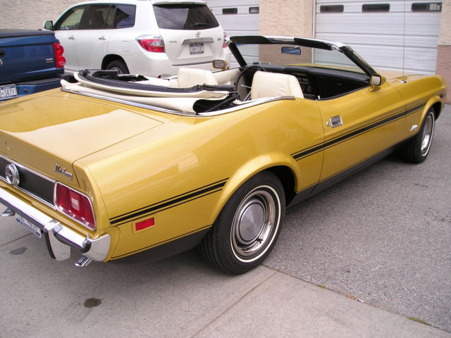 1973 Gold Ford Mustang Convertible