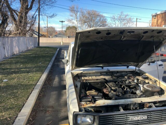 1984 white Mazda B-Series Pickups 2dr pickup