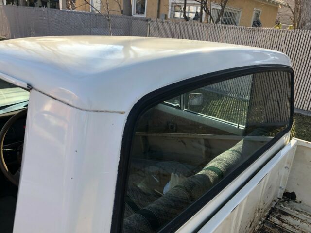 1984 white Mazda B-Series Pickups 2dr pickup