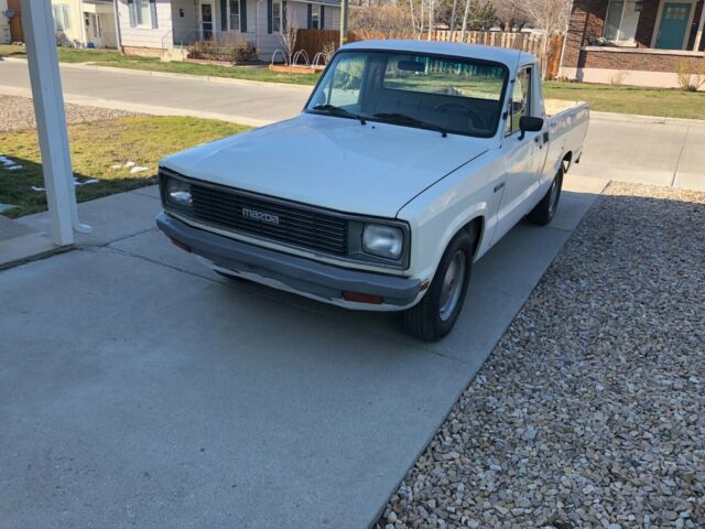 1984 white Mazda B-Series Pickups 2dr pickup