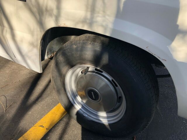 1984 white Mazda B-Series Pickups 2dr pickup