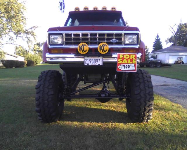 1985 Red Ford Bronco II suv