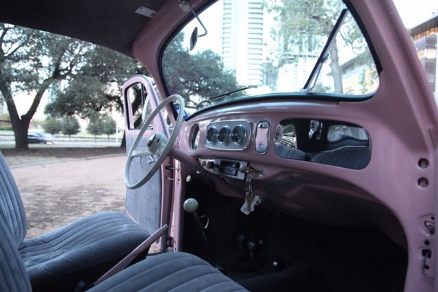 1957 pink Volkswagen Beetle - Classic
