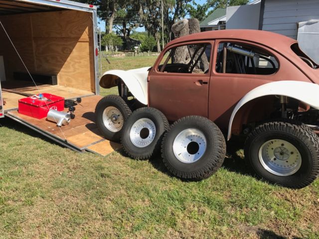 1968 primer Volkswagen Beetle - Classic Monster
