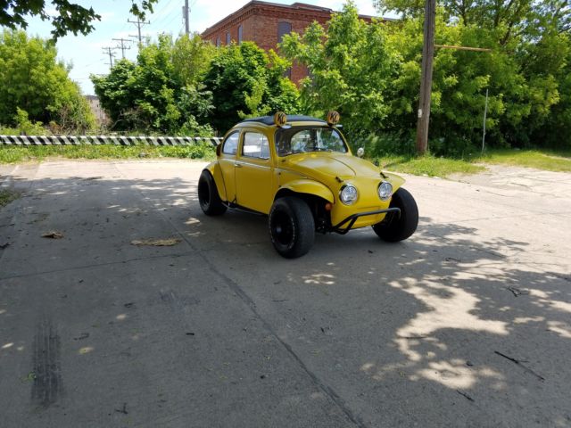 1961 Yellow Volkswagen Beetle - Classic