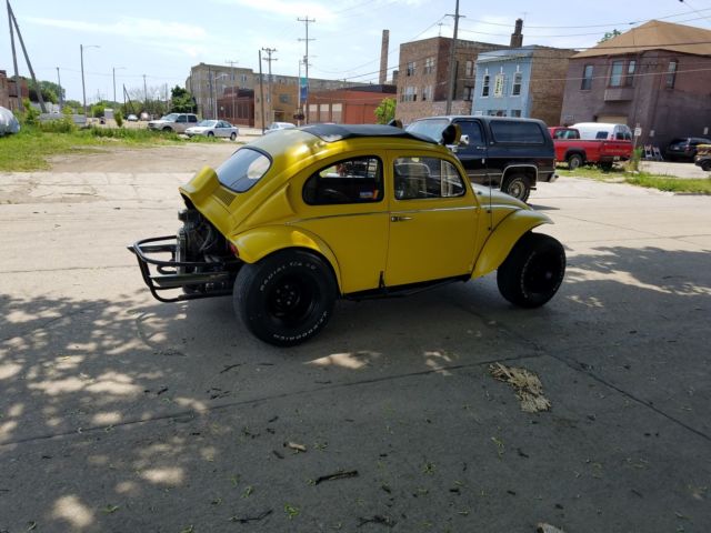 1961 Yellow Volkswagen Beetle - Classic