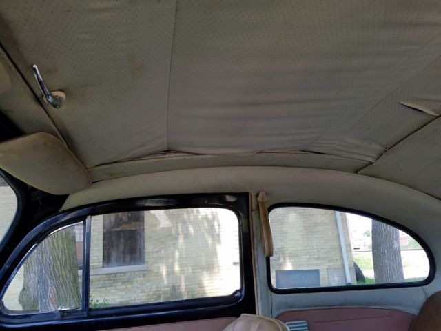 1961 Yellow Volkswagen Beetle - Classic