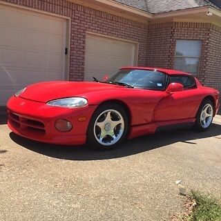 1994 Red Dodge Viper Coupe
