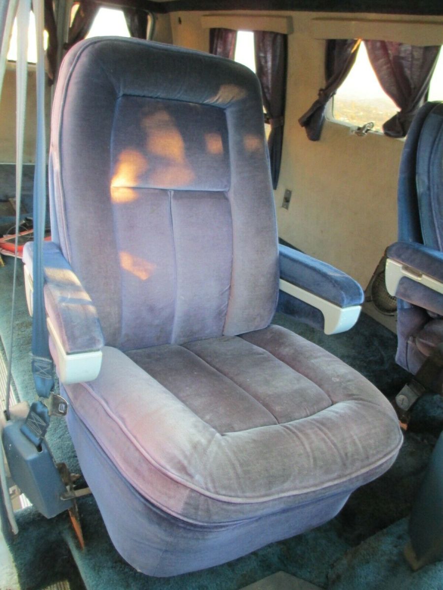 1985 Alpine White Chevrolet G20 Van Sport Custom Van