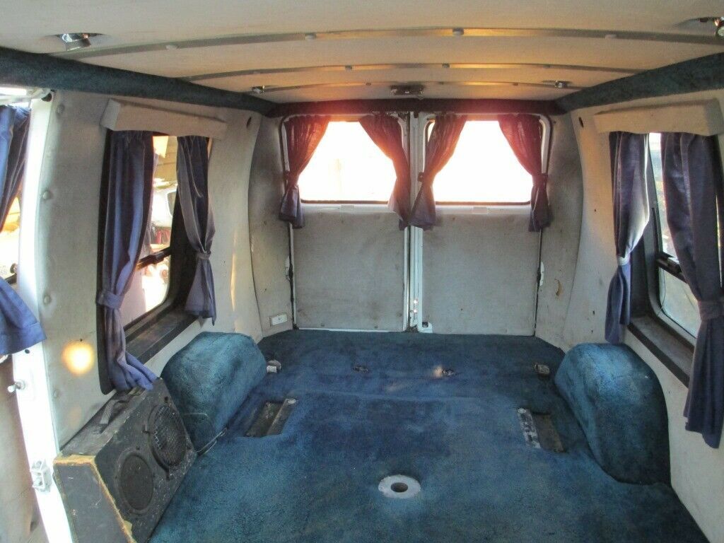 1985 Alpine White Chevrolet G20 Van Sport Custom Van