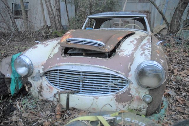 1960 White Austin Healey 3000 Convertible