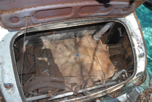 1960 White Austin Healey 3000 Convertible