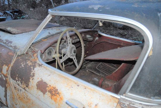 1960 White Austin Healey 3000 Convertible