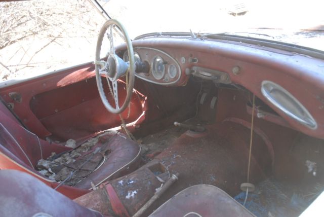 1960 White Austin Healey 3000 Convertible