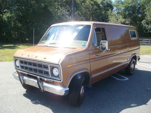 1976 Gold Ford E-Series Van Minivan, Van