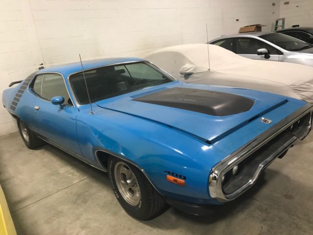 1972 Blue Plymouth Road Runner Coupe