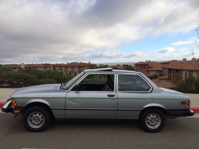 1980 Saphire Blue Metallic BMW 3-Series 2 Door coupe