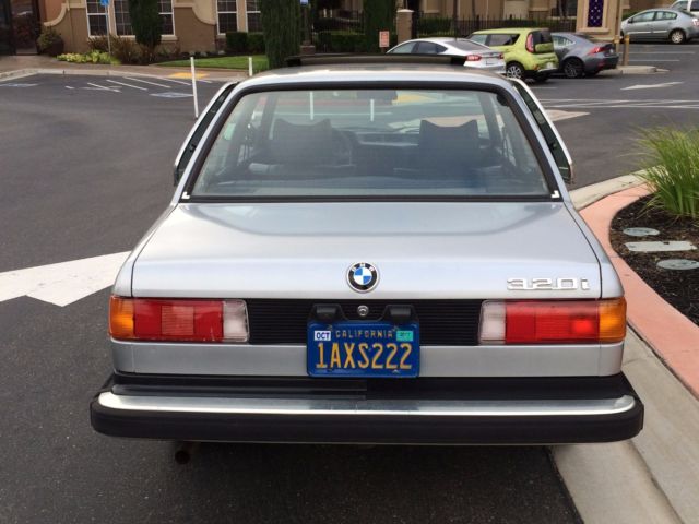 1980 Saphire Blue Metallic BMW 3-Series 2 Door coupe